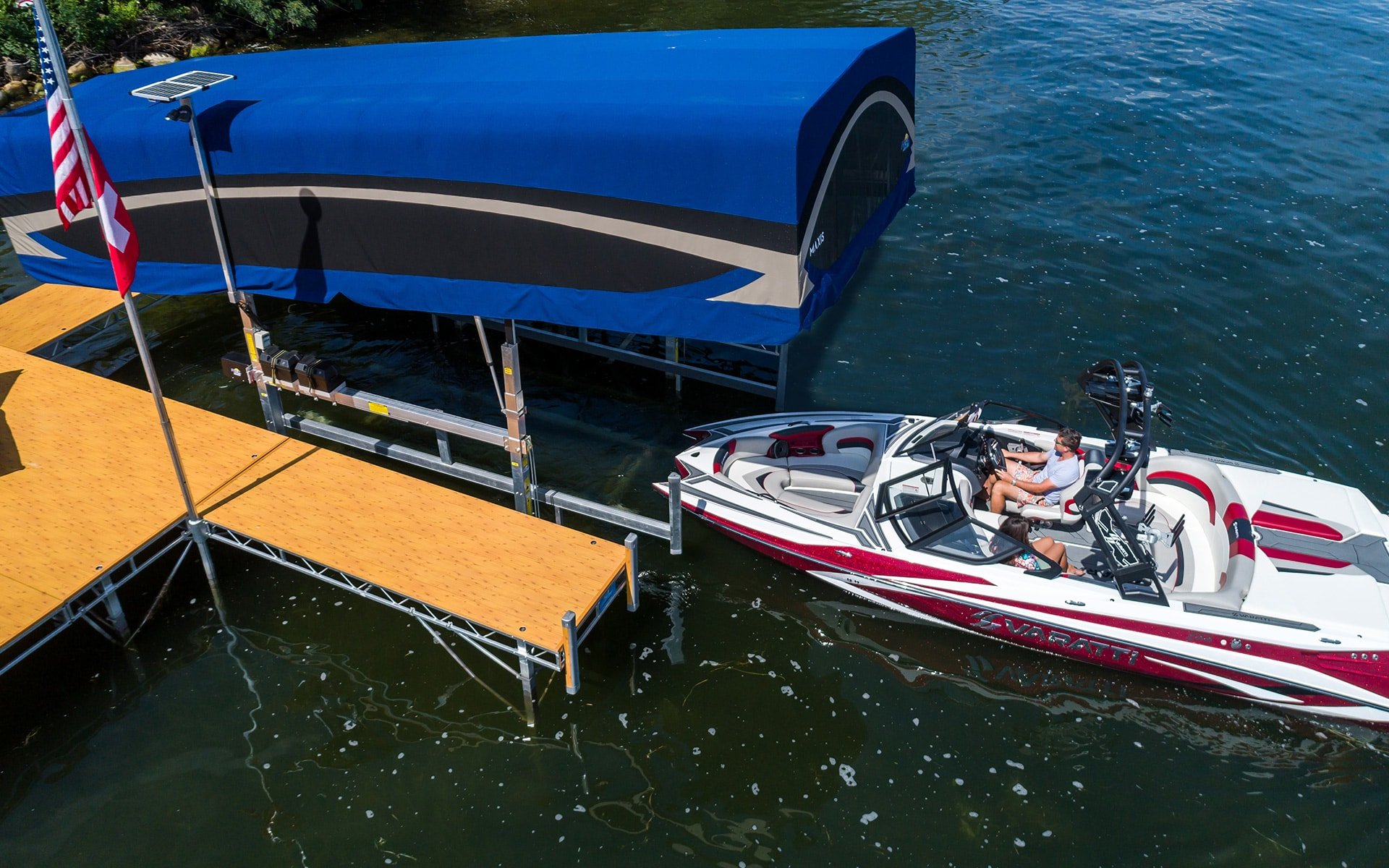 Floe Docks and Boat Lifts